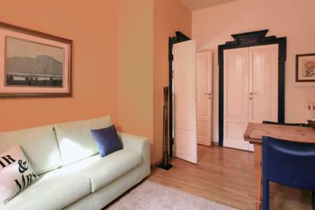Appartamento Centro Storico Corso Magenta Cadorna ミラノ エクステリア 写真